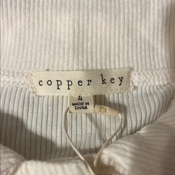 Copper Key Ivory Ribbed Knit Top - Picture 2 of 8